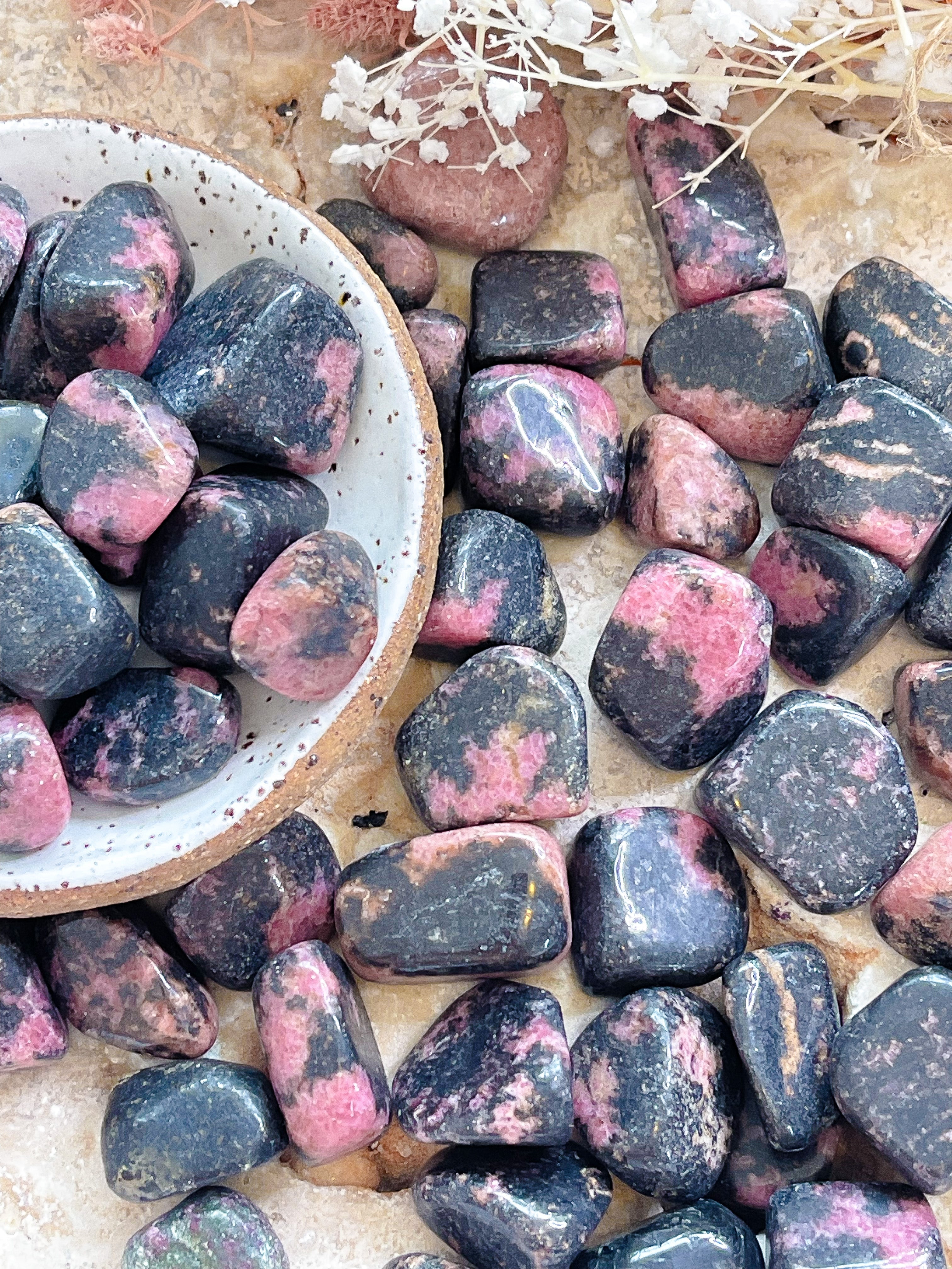 Dark rhodonite online