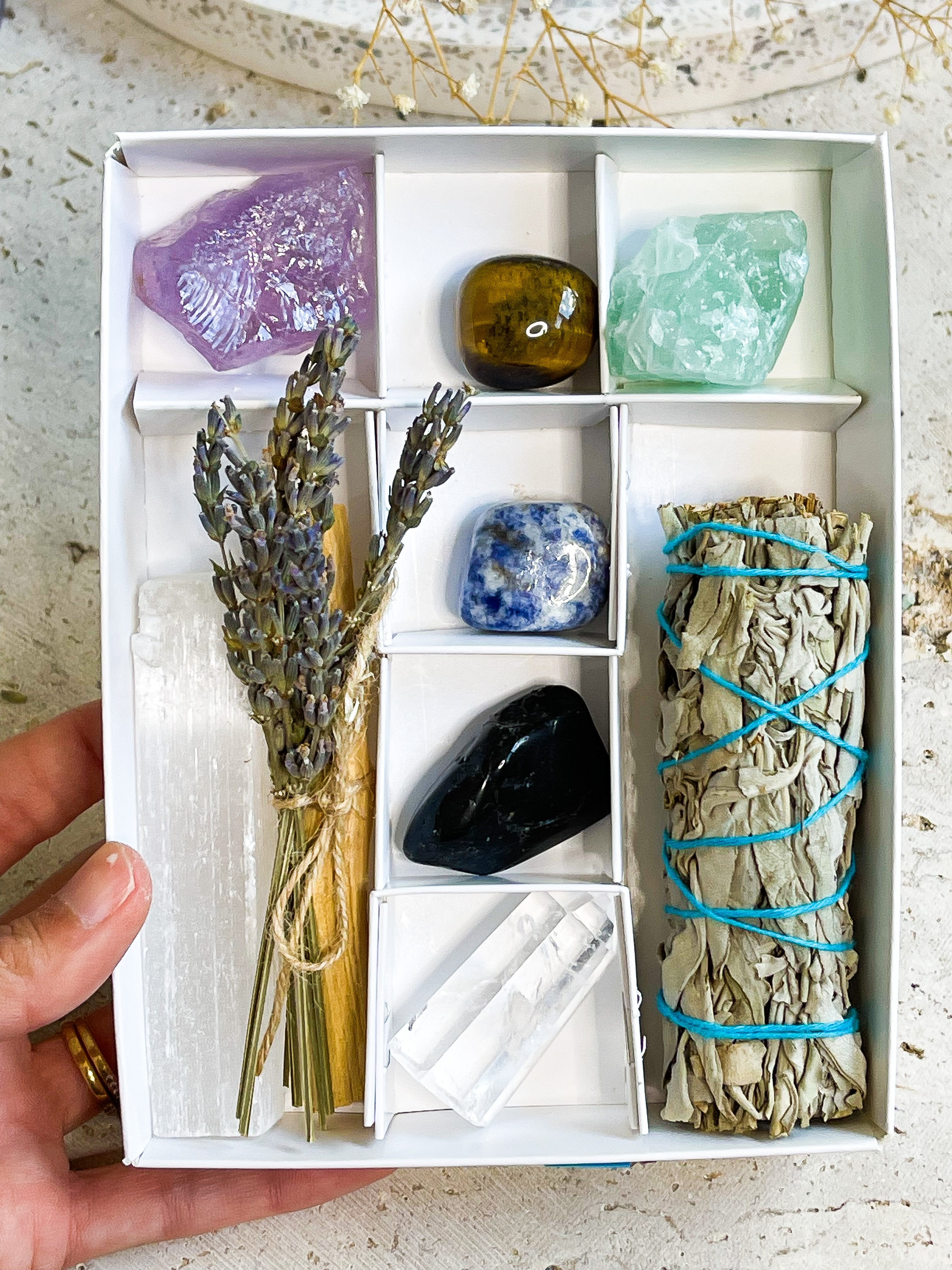 Pisces Crystal Set // Grounding + Transformation + Confidence