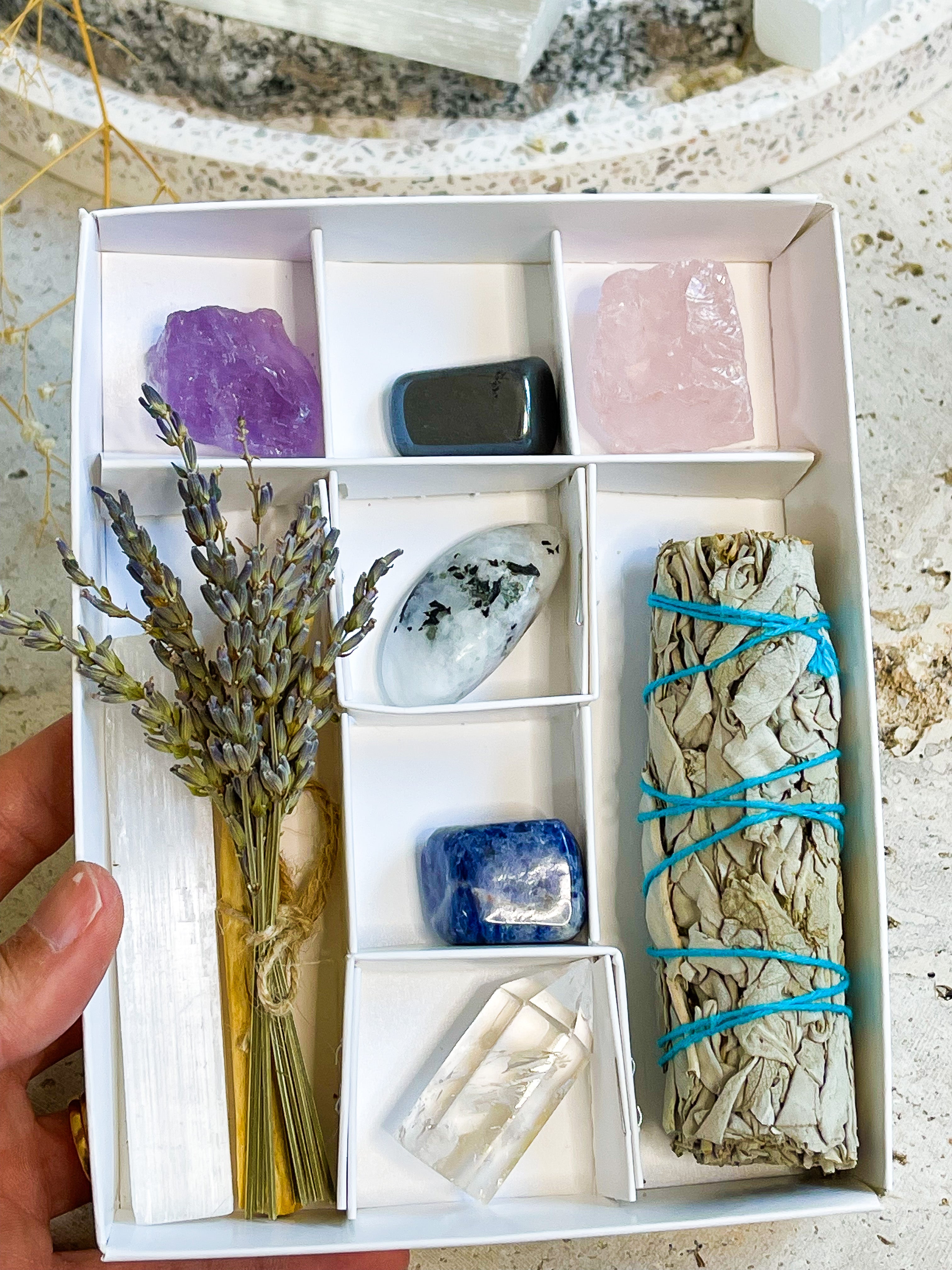 Aquarius Crystal Set // Balance + Transformation + Self Confidence