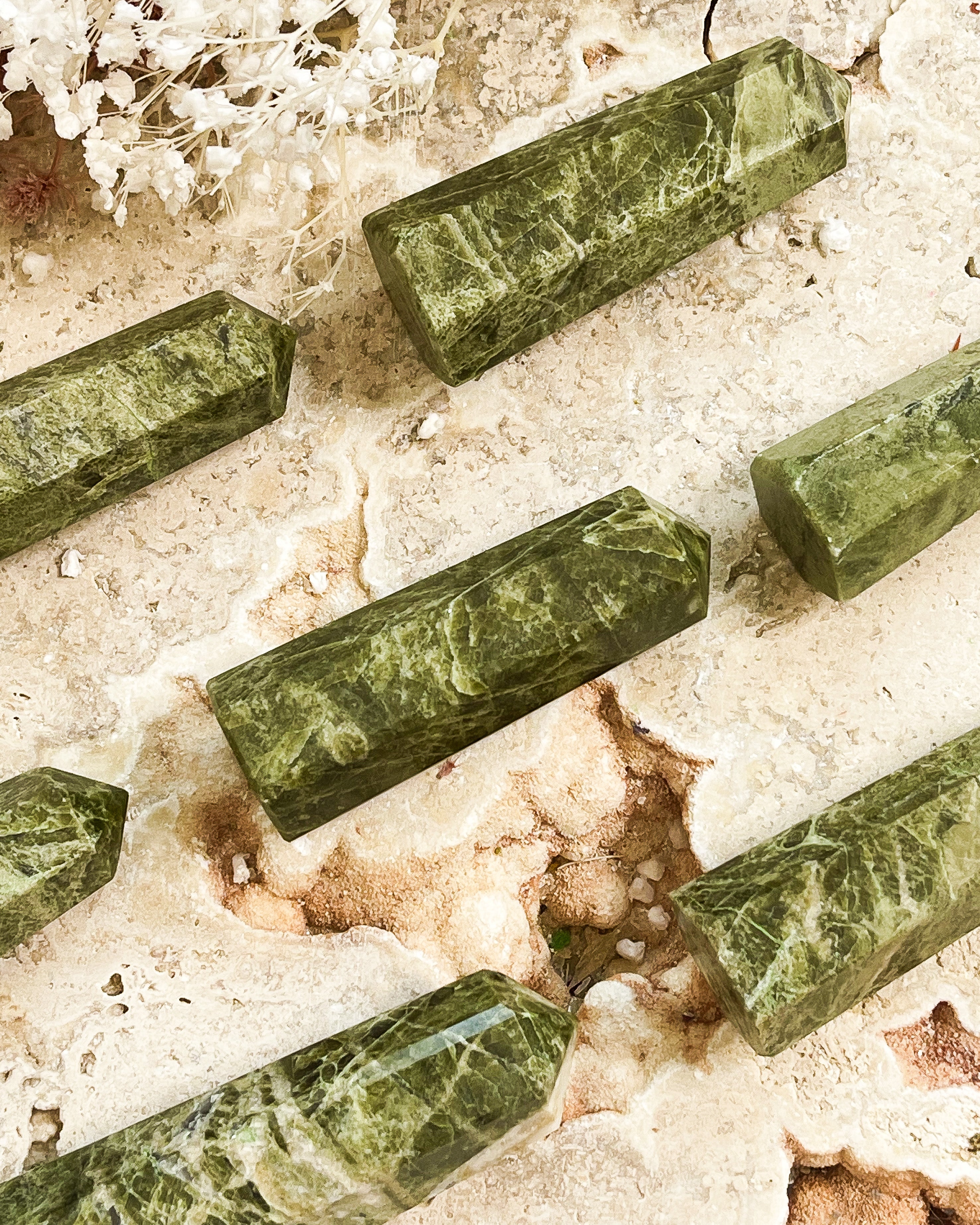 Vesuvianite Generators // Cooperation + Stabilising + Calming