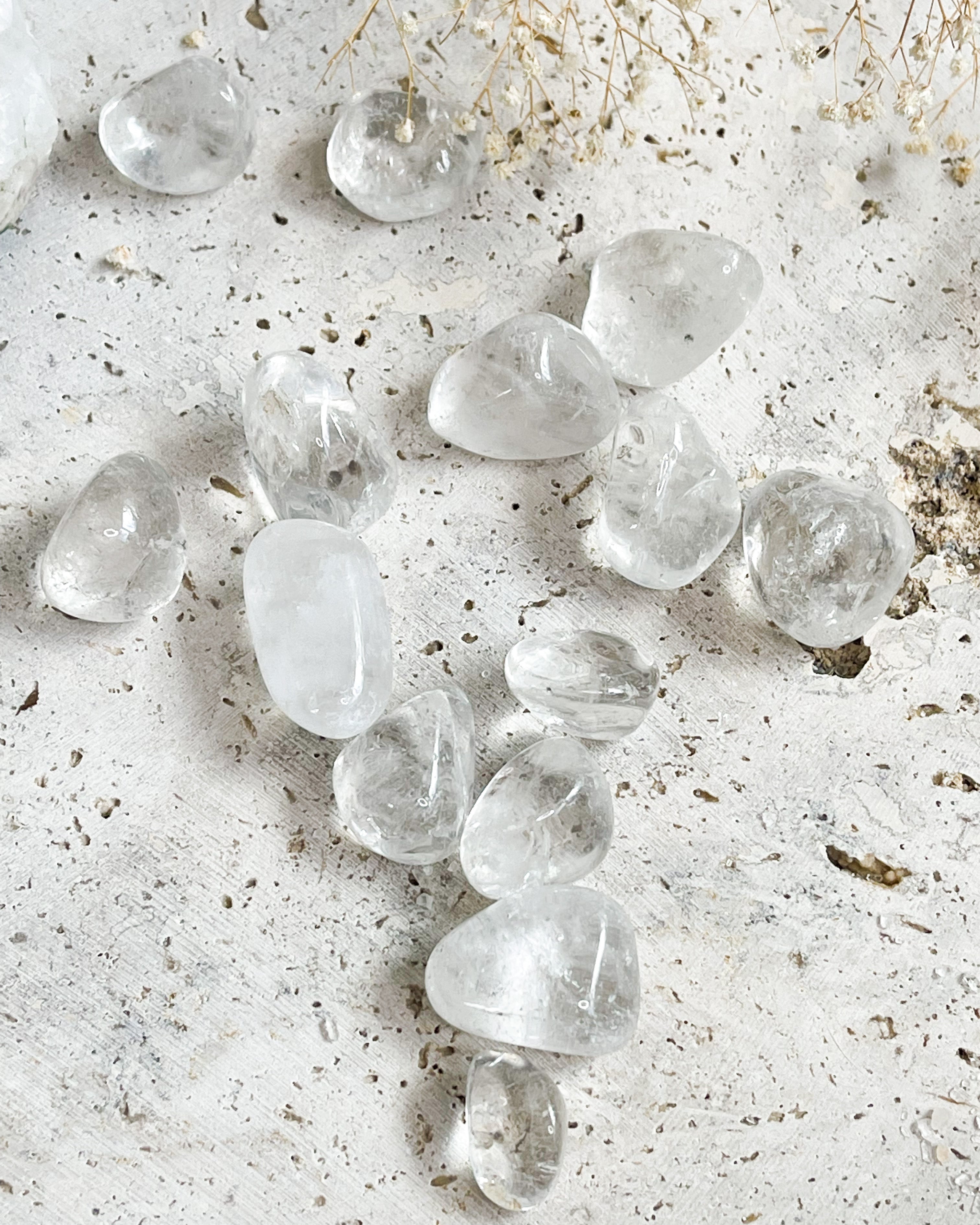 Clear Quartz Tumbled // Transformation + Healing + Balance