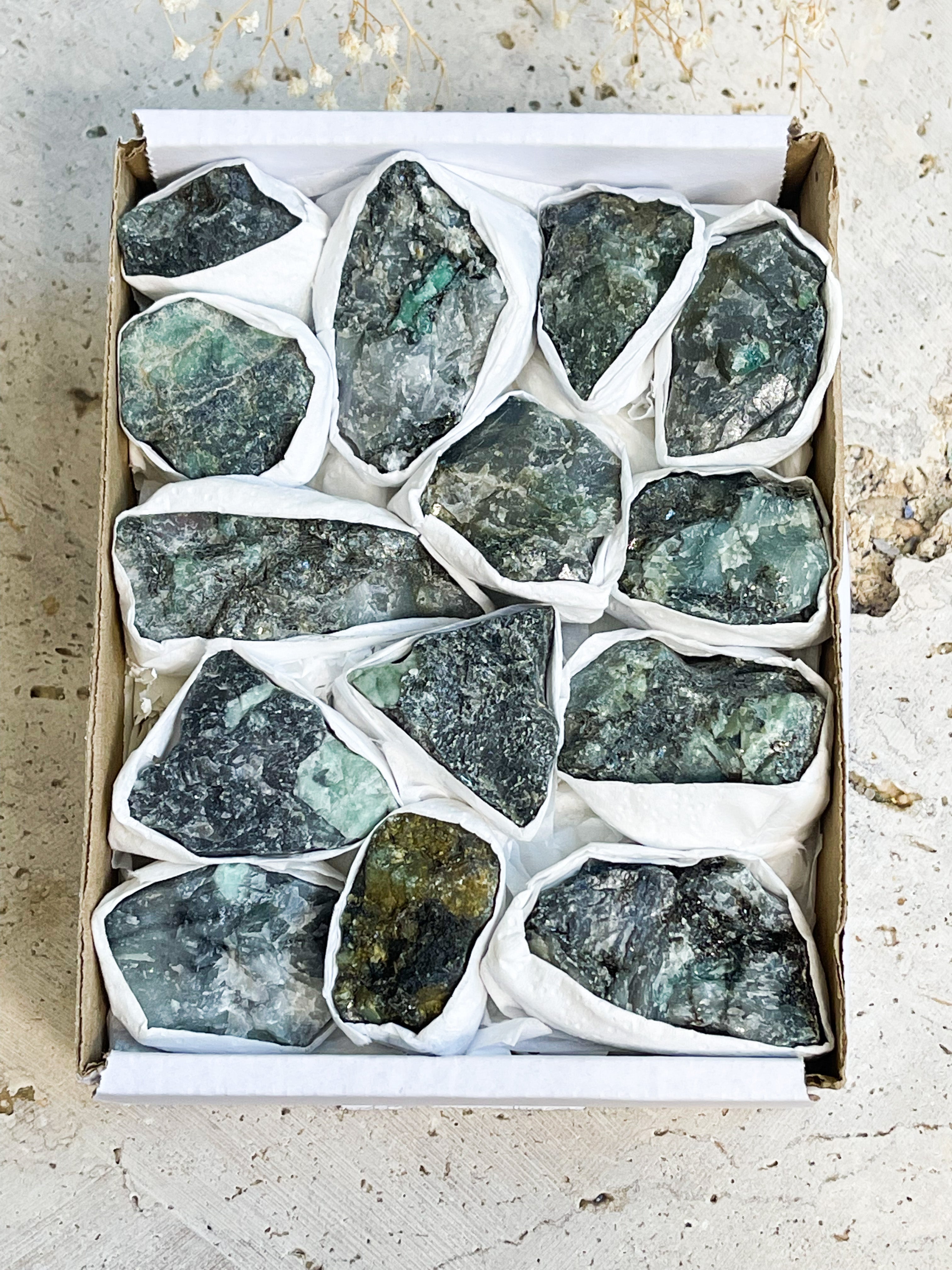 Emerald Raw //  Boxed // Unconditional Love + Good Luck + Spiritual Awakening